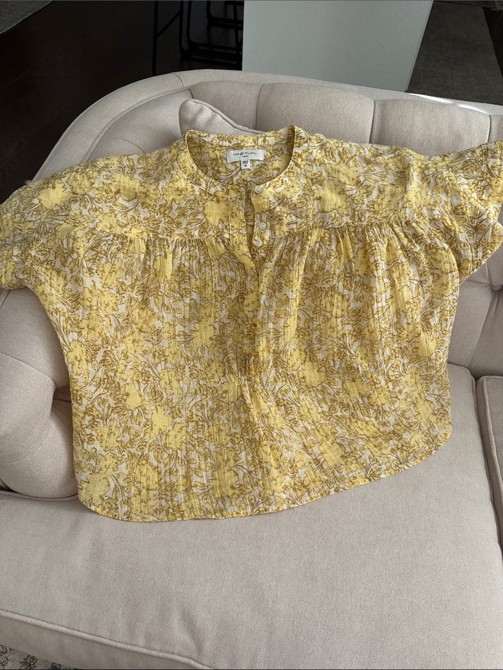 Habitual Summer Blouse - Picture 2 of 6